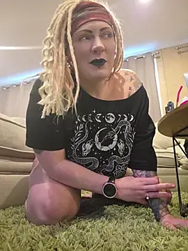 PinkTheHawk online show from June 26, 2026, 3:55 am