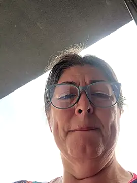 emma tour online show from December 18, 2025, 3:40 pm