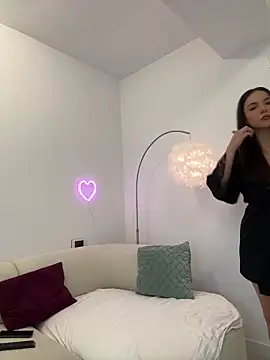 Rileysim88 online show from October 6, 2025, 8:34 am