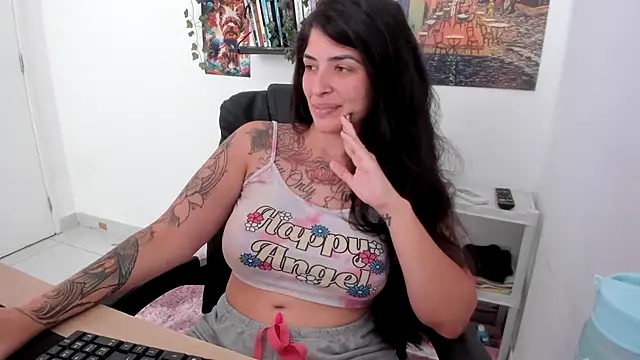 TaliMajesty online show from January 1, 2025, 2:31 pm