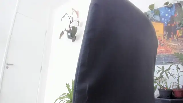 TaliMajesty online show from November 7, 2025, 11:54 am