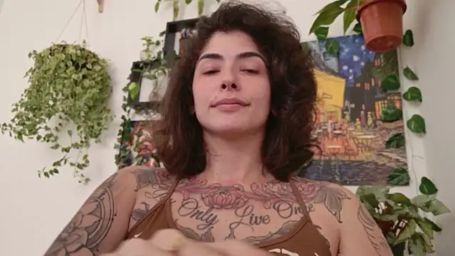 TaliMajesty online show from February 13, 2026, 12:23 pm