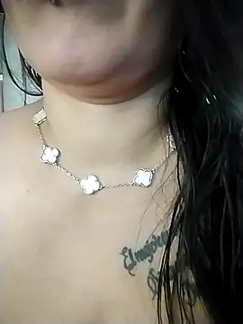 chelaqueen  online show from November 30, 2025, 6:34 pm