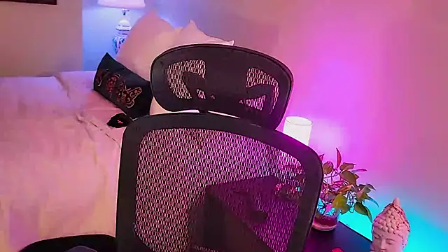 Snapshot of Wonderful_Woman chatting on October 22, 2025, 4:02 am Wonderful Woman online show from October 22, 2025, 4:02 am