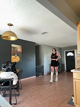 lovely beast online show from March 6, 2025, 5:54 pm