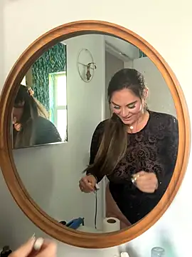 lovely beast online show from October 14, 2025, 4:30 pm