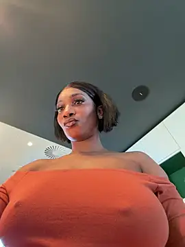   Nessa   online show from April 25, 2026, 11:13 am