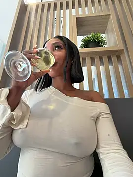   Nessa   online show from July 25, 2026, 11:41 am