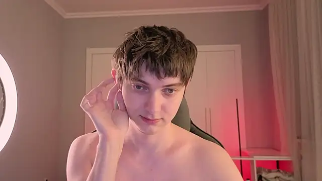 Snapshot of pjatteryd chatting on April 15, 2026, 7:58 pm pjatteryd online show from April 15, 2026, 7:58 pm