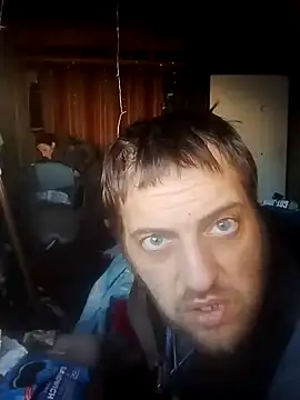 N8daMac online show from January 18, 2025, 11:33 pm