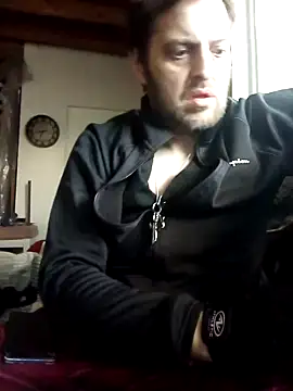 N8daMac online show from February 14, 2025, 2:44 pm