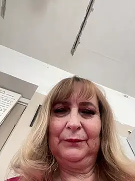 Snapshot of Irina2909@xh chatting on February 11, 2026, 10:09 am Irina2909xh online show from February 11, 2026, 10:09 am