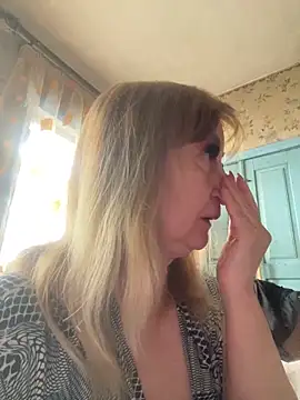 Snapshot of Irina2909@xh chatting on February 15, 2026, 8:46 am Irina2909xh online show from February 15, 2026, 8:46 am