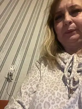 Snapshot of Irina2909@xh chatting on February 25, 2026, 6:28 pm Irina2909xh online show from February 25, 2026, 6:28 pm