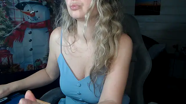 RubiLakros online show from December 4, 2025, 11:30 am