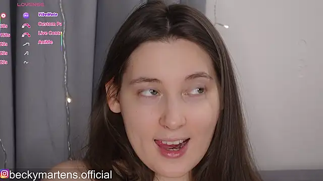 Snapshot of BeckyMartens chatting on February 3, 2026, 6:40 am BeckyMartens online show from February 3, 2026, 6:40 am