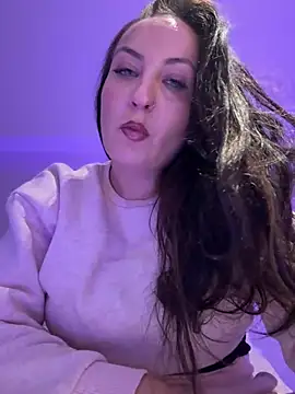 itsCassie online show from February 17, 2026, 9:21 pm