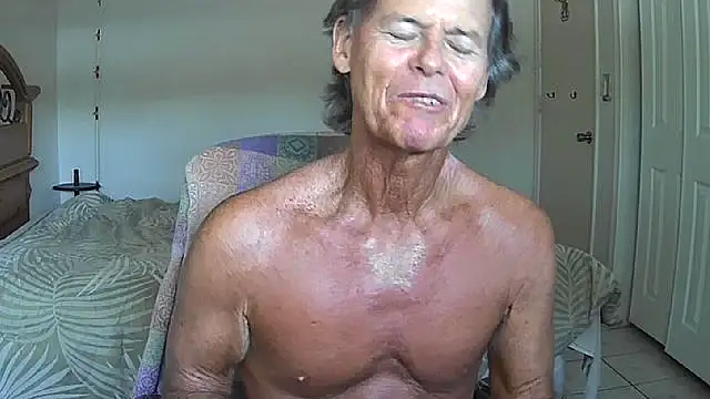 nakeedcowboi65 online show from May 8, 2026, 9:53 pm