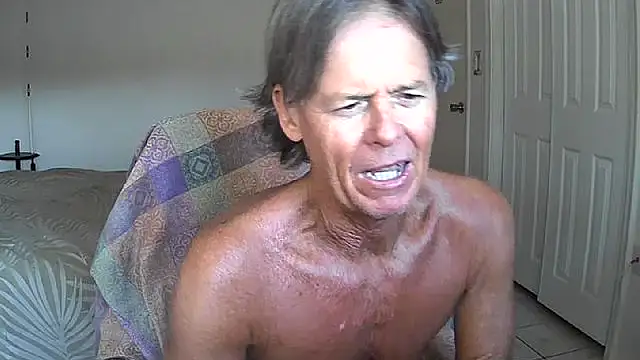 nakeedcowboi65 online show from May 16, 2026, 12:29 am