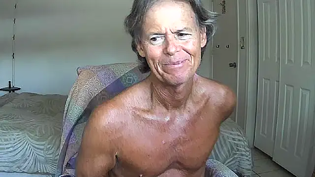 nakeedcowboi65 online show from May 27, 2026, 9:23 pm