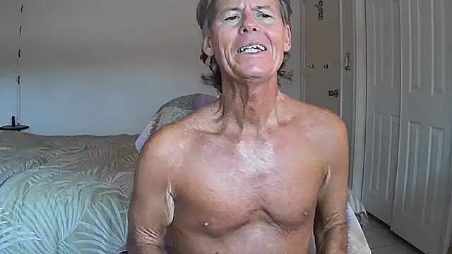 nakeedcowboi65 online show from May 30, 2026, 10:18 pm