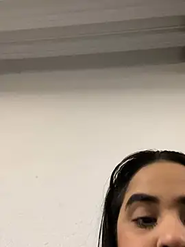 Snapshot of Maria_ruiz chatting on January 5, 2025, 3:43 am Maria ruiz online show from January 5, 2025, 3:43 am