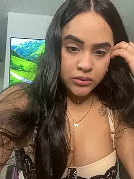 Snapshot of Maria_ruiz chatting on January 7, 2025, 6:05 am Maria ruiz online show from January 7, 2025, 6:05 am