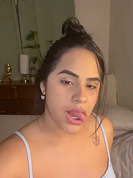 Snapshot of Maria_ruiz chatting on January 17, 2025, 5:32 am Maria ruiz online show from January 17, 2025, 5:32 am