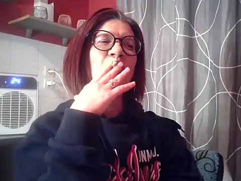 jennylovence online show from January 17, 2025, 11:59 am