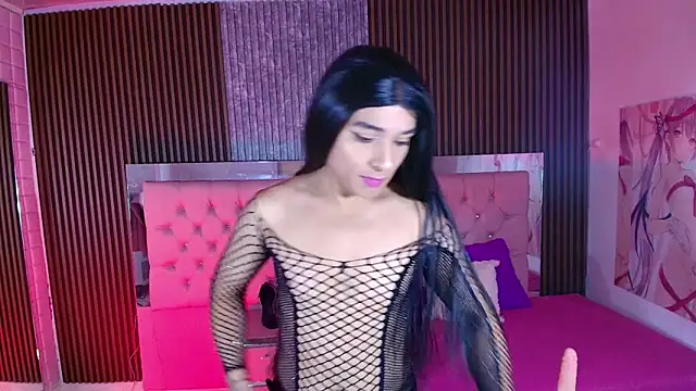 Snapshot of LUCIANA_FOX_TS chatting on June 6, 2026, 12:43 pm LUCIANA FOX TS online show from June 6, 2026, 12:43 pm