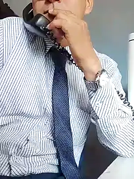 Snapshot of Business_dickkk chatting on January 31, 2025, 2:07 pm Business dickkk online show from January 31, 2025, 2:07 pm