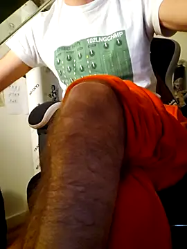 Snapshot of verylargecock chatting on January 17, 2026, 9:58 am verylargecock online show from January 17, 2026, 9:58 am