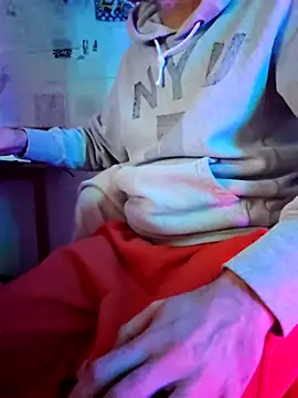 Snapshot of verylargecock chatting on February 12, 2026, 10:05 pm verylargecock online show from February 12, 2026, 10:05 pm