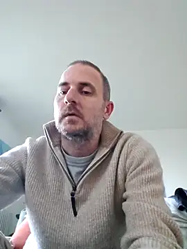 Snapshot of verylargecock chatting on February 14, 2026, 4:48 pm verylargecock online show from February 14, 2026, 4:48 pm