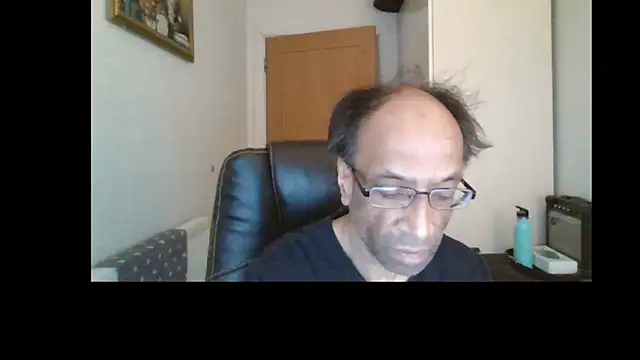 rauncher1 online show from May 12, 2026, 8:55 am