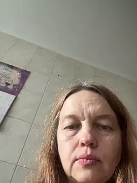 Snapshot of Susanel chatting on May 14, 2026, 10:44 am Susanel online show from May 14, 2026, 10:44 am