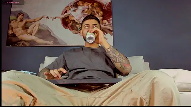 Snapshot of alessandro_duty chatting on February 27, 2026, 1:27 am alessandro duty online show from February 27, 2026, 1:27 am