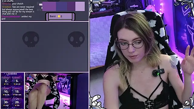 AnneSao online show from April 23, 2026, 11:40 pm