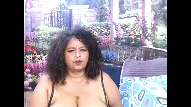 Snapshot of indianstar75 chatting on February 10, 2025, 5:30 pm indianstar75 online show from February 10, 2025, 5:30 pm