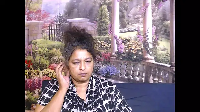 Snapshot of indianstar75 chatting on February 11, 2025, 6:40 am indianstar75 online show from February 11, 2025, 6:40 am