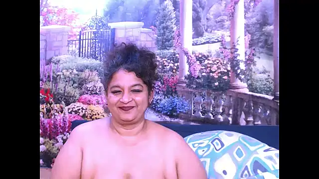 Snapshot of indianstar75 chatting on February 11, 2025, 10:07 pm indianstar75 online show from February 11, 2025, 10:07 pm