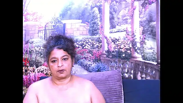Snapshot of indianstar75 chatting on February 12, 2025, 5:58 pm indianstar75 online show from February 12, 2025, 5:58 pm