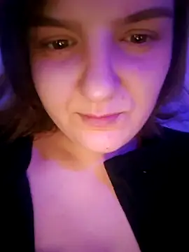 Cutegirlforyou online show from January 6, 2026, 12:42 pm