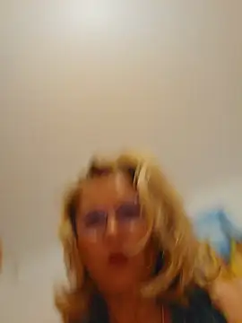elacoquette online show from May 21, 2026, 2:29 am