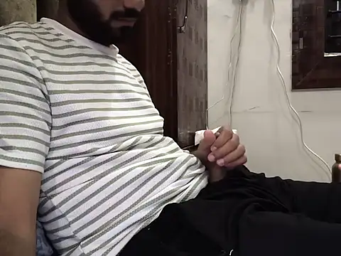 brownie cake cb online show from November 17, 2025, 5:19 pm