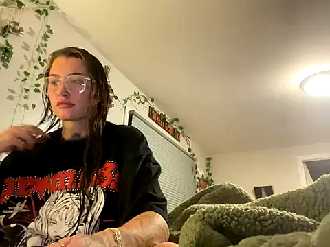 Snapshot of lexymarie chatting on October 27, 2025, 12:58 am lexymarie online show from October 27, 2025, 12:58 am