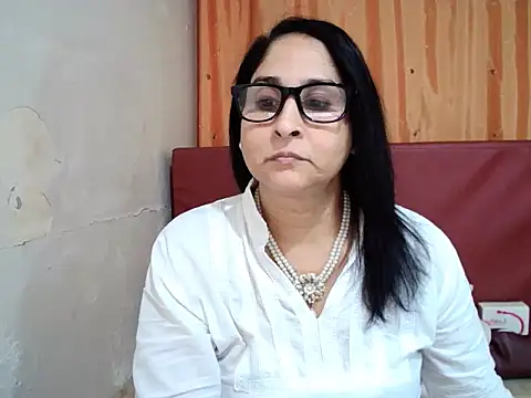 Indiankushy online show from November 10, 2025, 4:50 pm