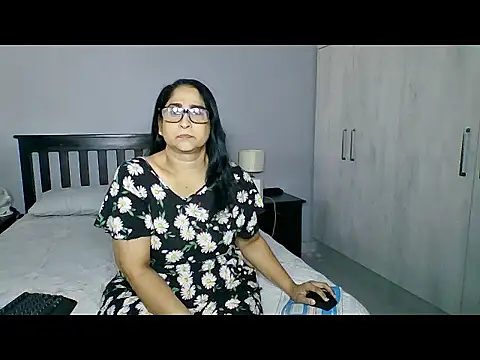 Indiankushy online show from June 18, 2026, 11:58 am