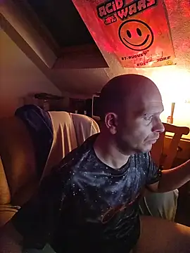 hardcap online show from November 3, 2025, 8:32 pm