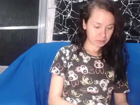 Snapshot of Venusluxodomme chatting on July 12, 2026, 3:19 am Venusluxodomme online show from July 12, 2026, 3:19 am